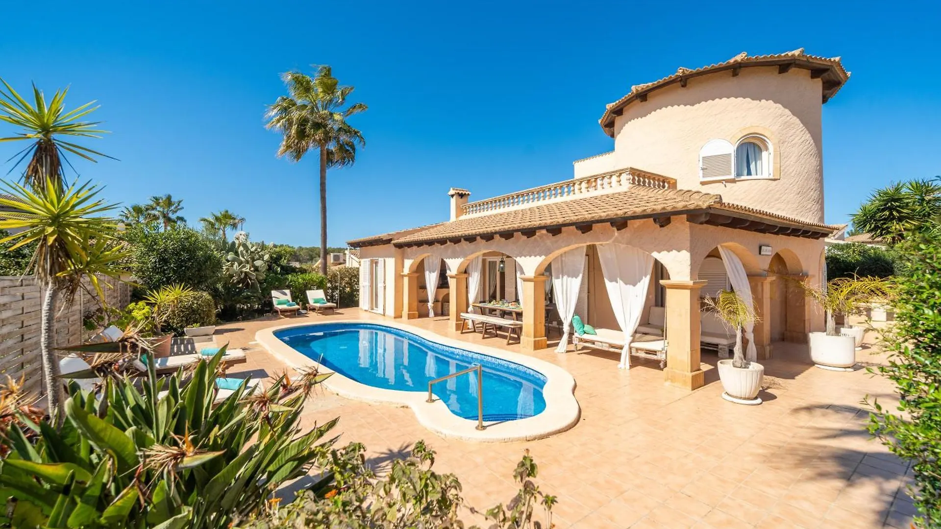Villa Son Serra, Pool And Chill Out Close To The Beach Son Serra de Marina