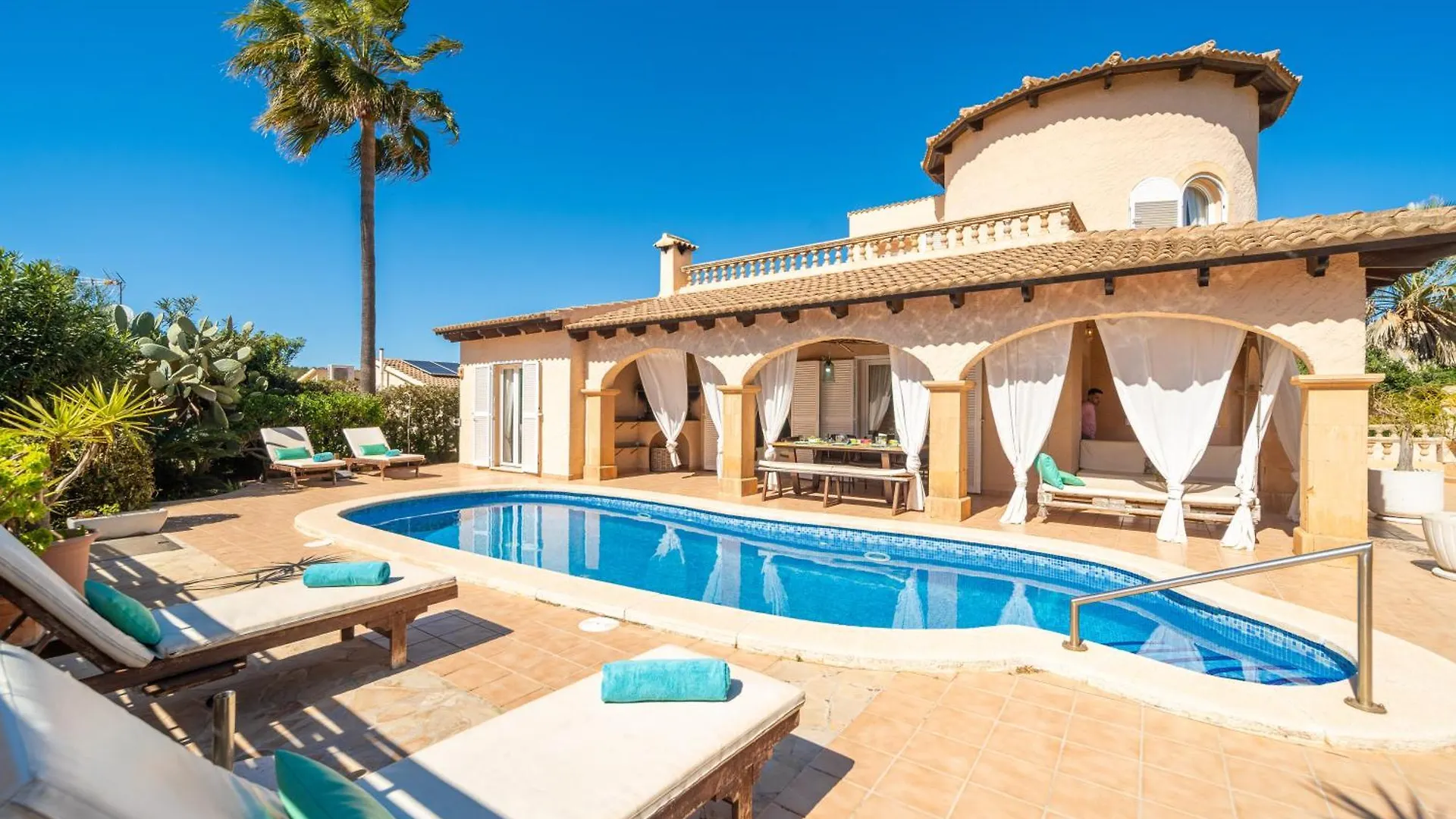 Villa Son Serra, Pool And Chill Out Close To The Beach Son Serra de Marina