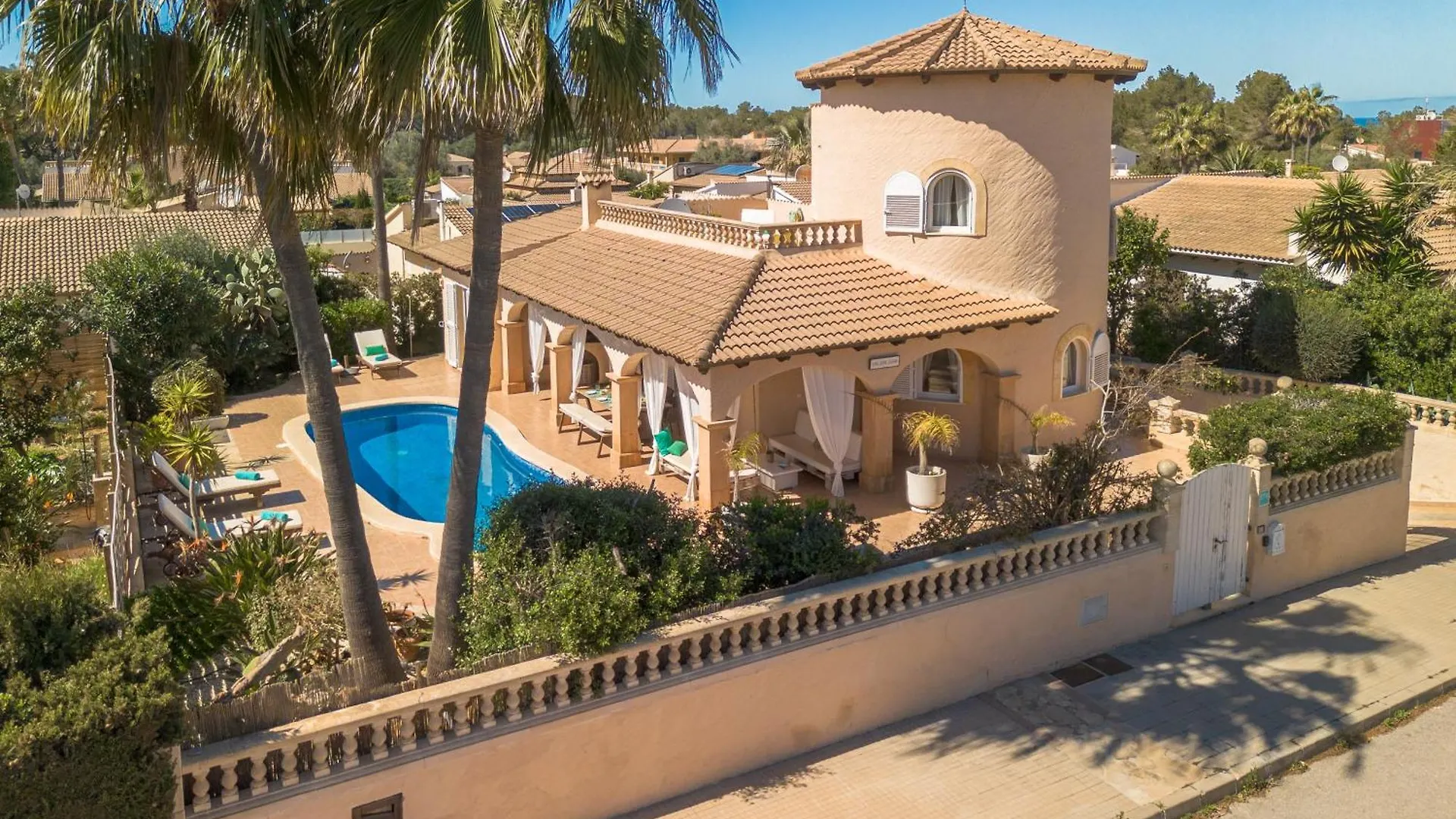 Villa Son Serra, Pool And Chill Out Close To The Beach Son Serra de Marina