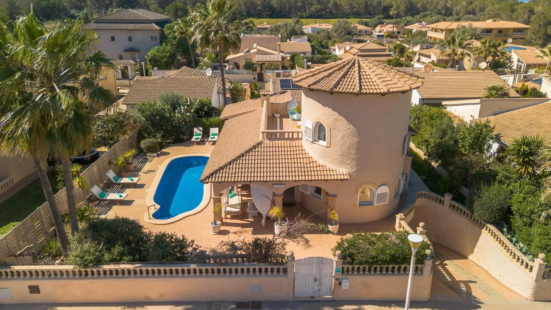 Villa Son Serra, Pool And Chill Out Close To The Beach Son Serra de Marina