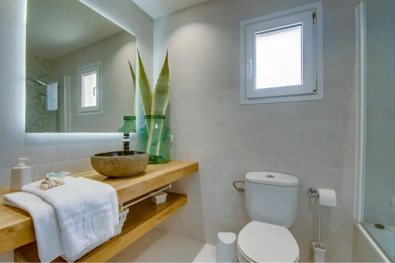 Villa Son Serra, Pool And Chill Out Close To The Beach Son Serra de Marina