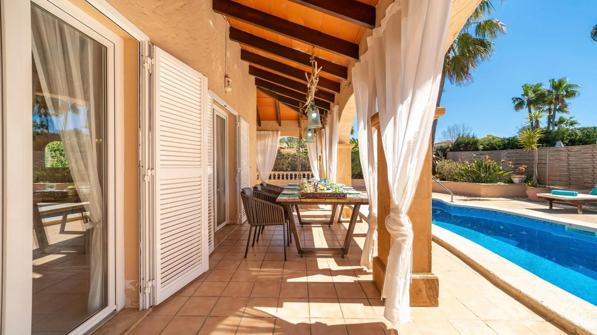 Villa Son Serra, Pool And Chill Out Close To The Beach Son Serra de Marina